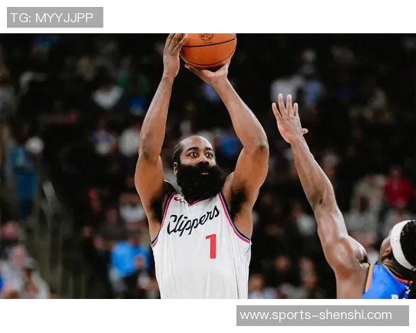 快船苦战联盟倒数第三雷霆球迷欢欣鼓舞享受比赛乐趣 快船苦战联盟倒数第三雷霆球迷欢欣鼓舞享受比赛乐趣